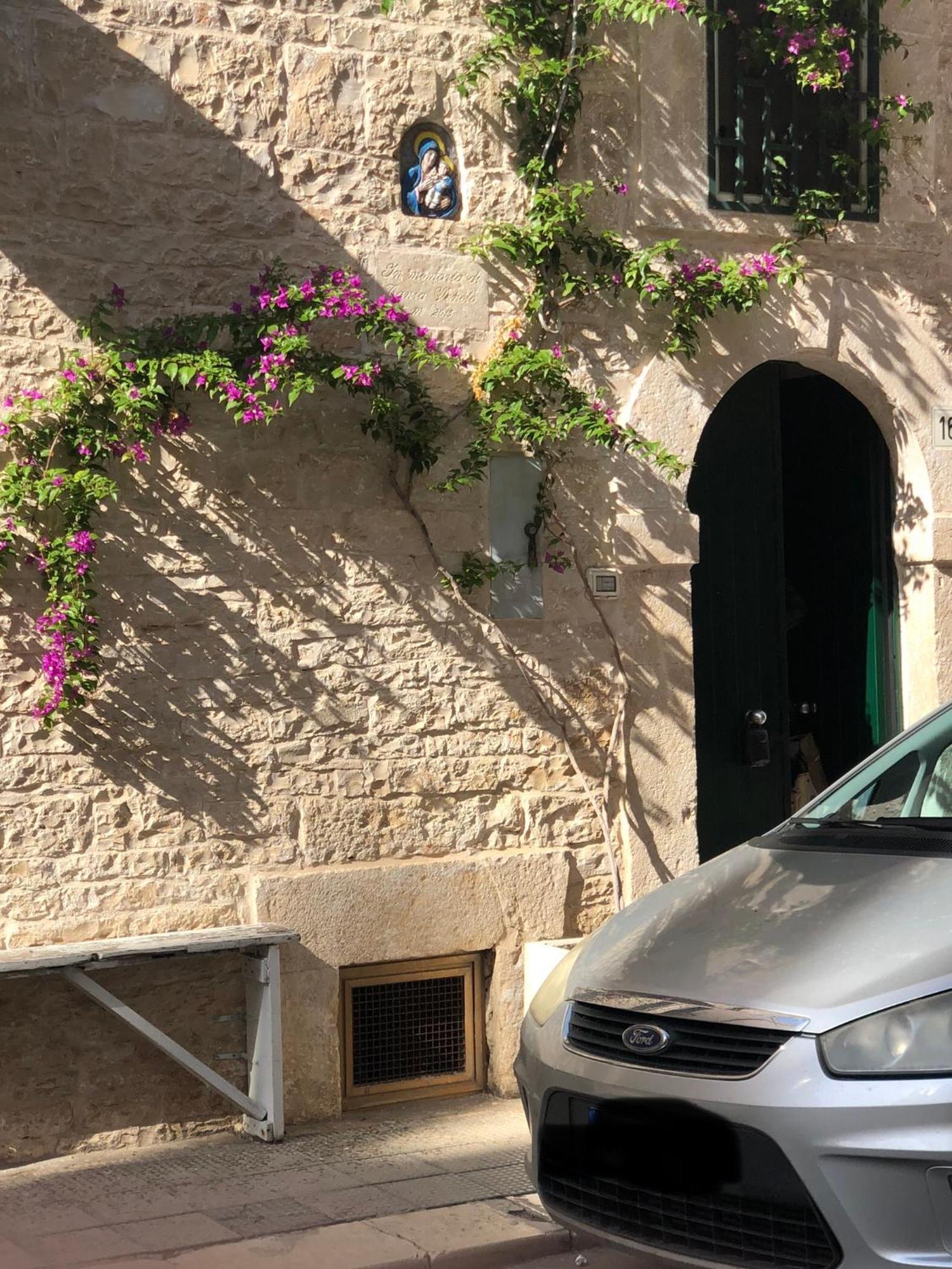 La Piccola Casa Di Tania Villa Terlizzi Bagian luar foto